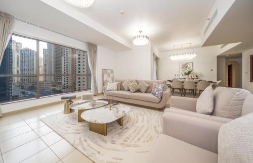 Rimal 1 JBR Beach Access 3 BR, Dubai