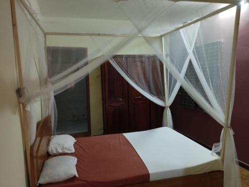 Auberge Cote Plage - Ex Pelican in Saint Louis