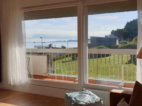 Appartement 3* avec terrasse et parking à 2 pas de la plage de Trestraou à Perros-Guirec - FR-1-368-244 - image 2