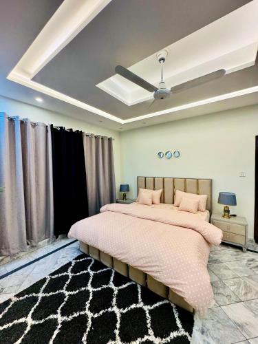Kanal house portion in B-17 Islamabad - main image