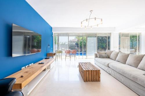 Villa 6BR - Pool - Close Beach – khách sạn tại bãi biển Herzliya