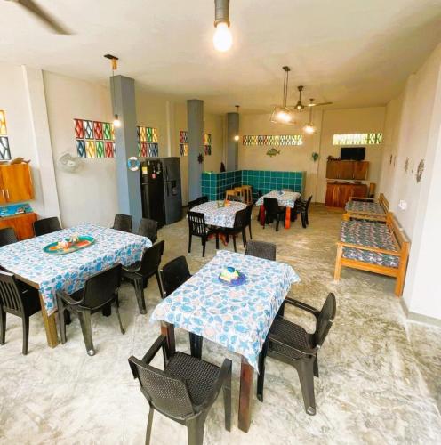 Restaurant, Escapada Perfecta en Apartasuites Privadas Covenas in Covenas