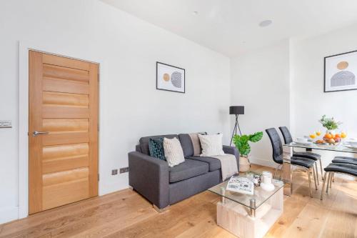 BnBNova - Central London Soho - Sleeps 4 - image 7