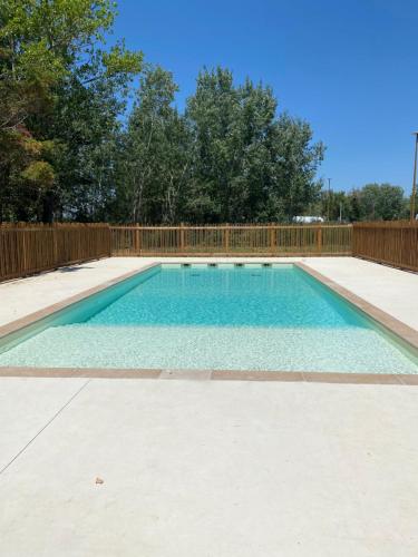 AGENCE JF IMMO- Villa T4 jardin climatisation solarium ménage draps V0767 - Location, gîte - Vias