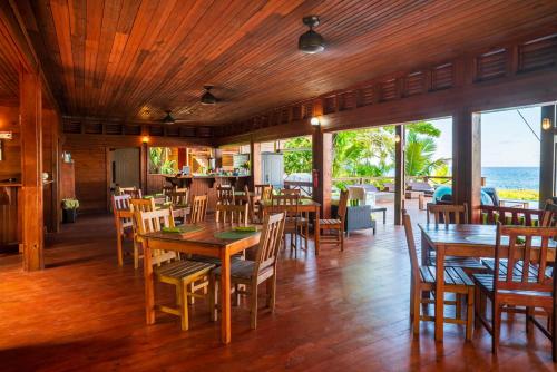 Cocolobo Resort in West End