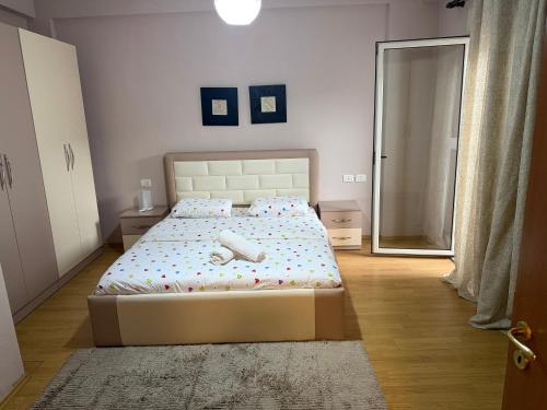 Urban Apartment, Tirana (photo 6)