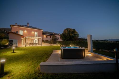 Scappo in Umbria, Casa Ponziano in تريفى