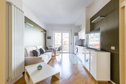 Chiaia Mon Amour Elegant Flat by Napoliapartments - image 3