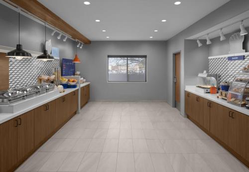 Holiday Inn Express Hotel & Suites Montrose - Townsend an IHG Hotel - image 12