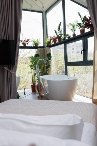 Retreat Apartments, Tirana