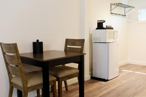 บริการและสิ่งอำนวยความสะดวก, แซนด์วิช อินน์ แอนด์ สวีท (Sandwich Inn and Suites) in แซนวิช (MA)