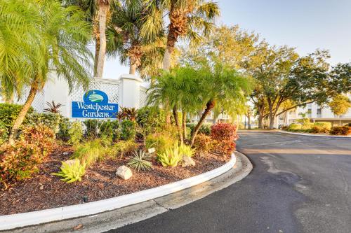 6 Mi to Caspersen Beach! Country Club Condo in Plantation (Florida)