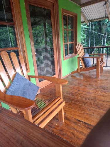 Casita Manakin in Los Planes
