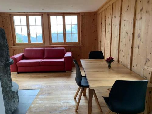  Neuwertiges 2-Zi-Ferienchalet 55m2 in Monstein