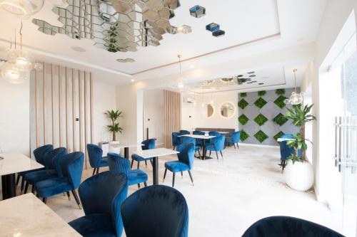 Mad og drikke, The Corniche Hotel in Lekki