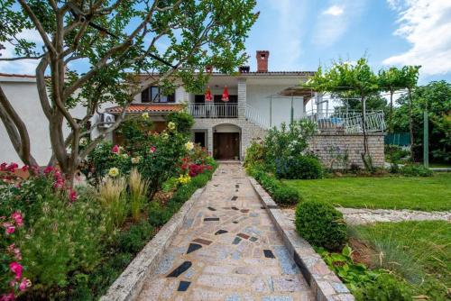 Ferienhaus in Vinež mit Privatem Pool, Labin