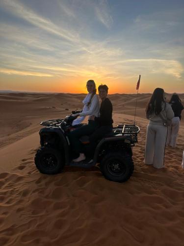 Widok, Merzouga Sahara Nights Tents in Merzuga