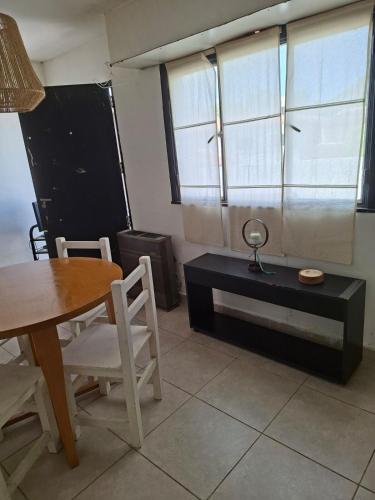 departamente en primer piso para 2 personas