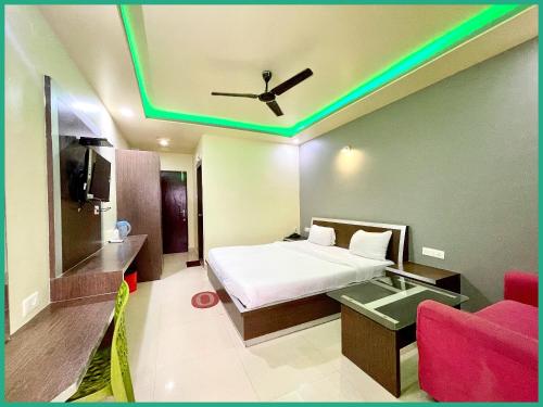 ROOFTOP SEA VIEW TB INN PREMIUM Near Jagannath Temple 10 minute walking distance - Parking And Resta 여행 추천 - 로드트립