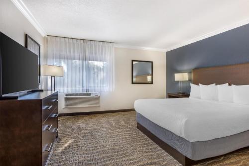 2 bedrooms, 2 beds