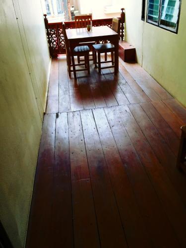J-Safe Guesthouse thumbnail 3