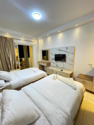 Florenza Hotel Room Type - Studio with Pool View
