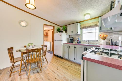 Walk to Houghton Lake! Family Retreat w/ Patio in Houghton Lake (MI)