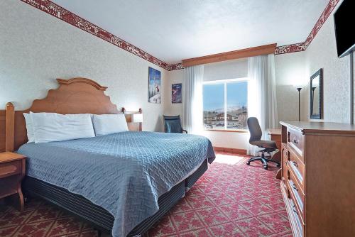 Spacious King Suite in the Heart of Midway Near Park City & Sundance Ski Resorts - 209 – khách sạn tại Midway