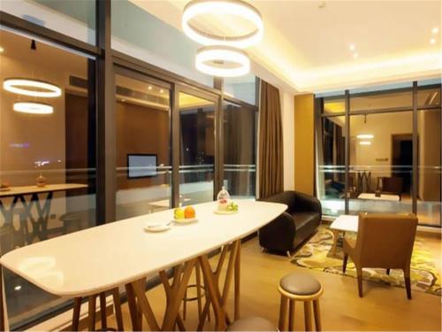 keuken, The Summit Hotel Zhongshan in Zhongshan