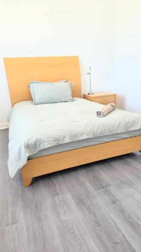 room near train station and airport – khách sạn tại Mount Lawley