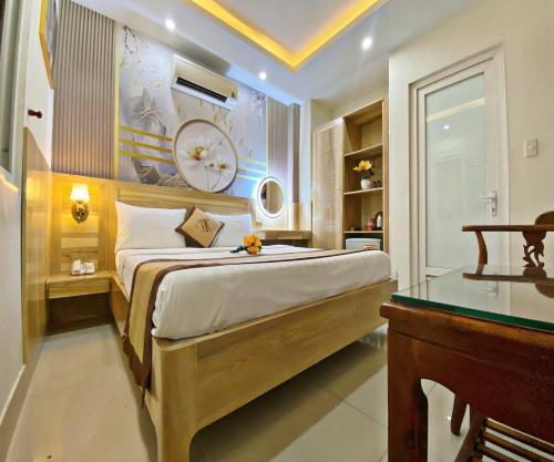 room detail thumbnail 0