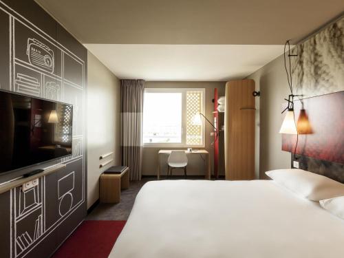1 queen bed