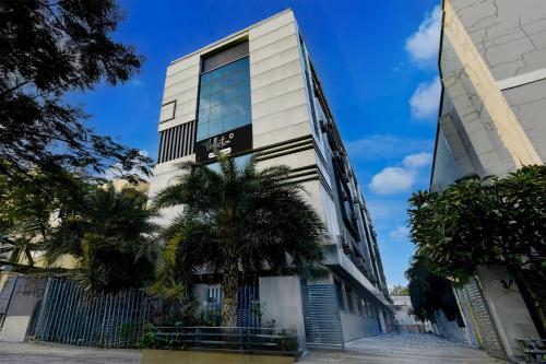 Vchod, Super Collection O Erragadda Metro Station Formerly Golden Gate in Haidarábád