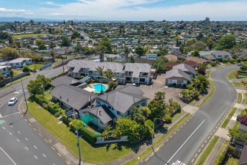 Summit Motor Lodge in Tauranga