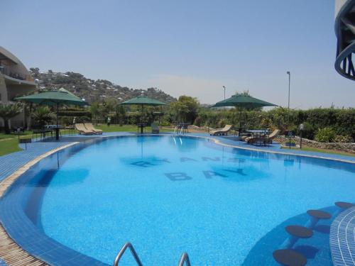Dotări, Ryans Bay Hotel in Mwanza