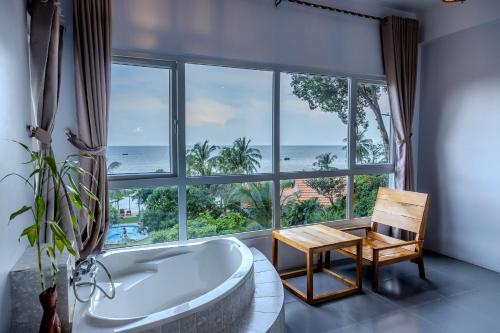 Cosian Bay Phu Quoc Resort in Ham Ninh