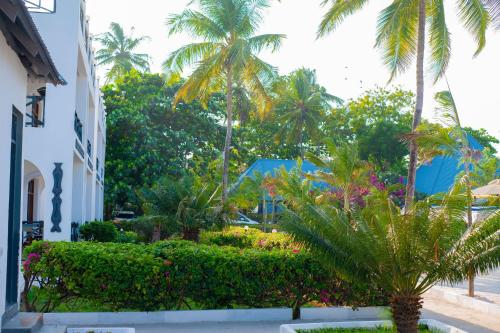 Protels La Plage Resort - image 5
