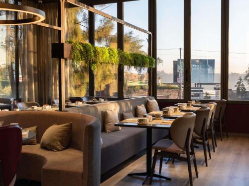 餐廳, Novotel Lubumbashi in 盧本巴希