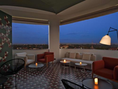 Bar/lounge, Novotel Lubumbashi in Lubumbashi