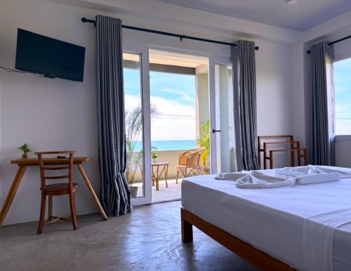 Goalie Beachfront Resort