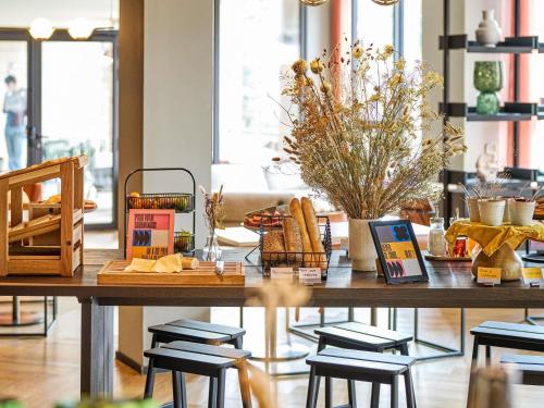 Food and beverages, TRIBE Lyon Croix Rousse near Vieux Lyon
