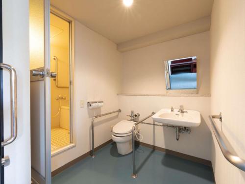 room detail thumbnail 2