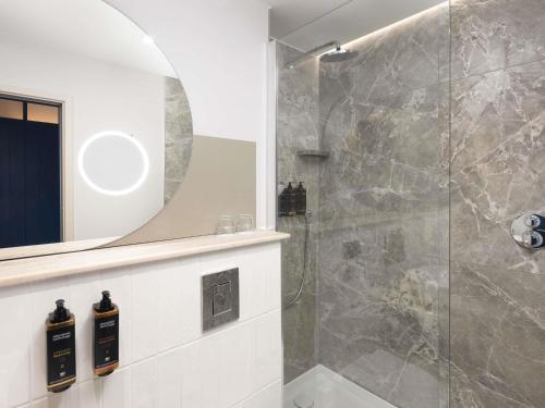 Mercure London Earls Court - image 33
