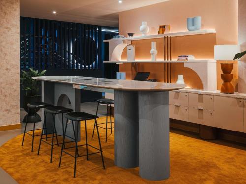 Facilities, Mercure London Earls Court in West Kensington