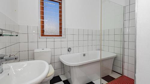 Blossom Boutique Guesthouse - image 11