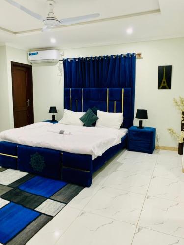 2 BEDROOM APARTMENT Islamabad WIFI NETFLIX - image 11