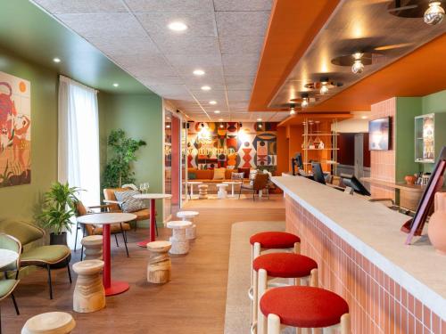 Ibis Styles Prevessin Geneve Airport — hotel in 350 Route du Nant ZAC Du Clos Magny, Prévessin FR, 01280