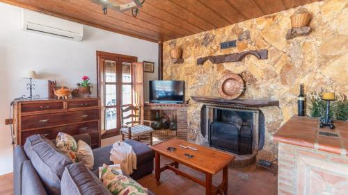 Casa Perdi Riogordo by Ruralidays in Riogordo