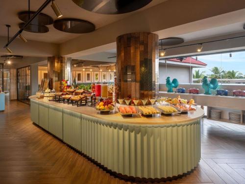 Restaurant, Grand Mercure Goa Candolim - An Accor Hotels in Marra