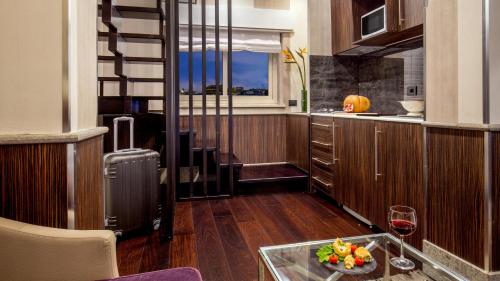 The Inn at the Spanish Steps Exclusive Collection - The Nest Penthouse - image 2